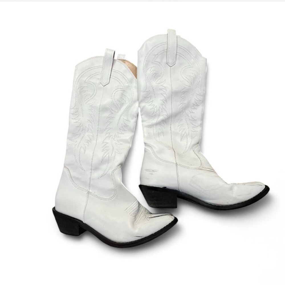 White Western Cowboy Boots